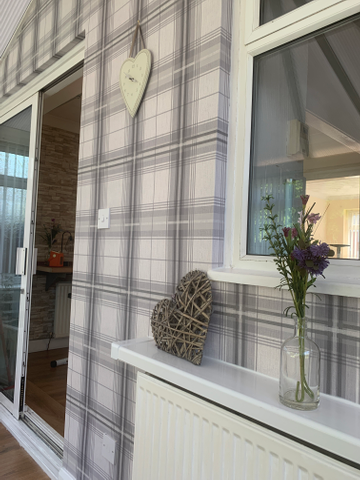 Showing wallpaper Arthouse Woven Check Grey/White Wallpaper - 903102 on the wall