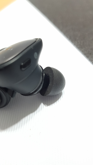 soundcore liberty air comply