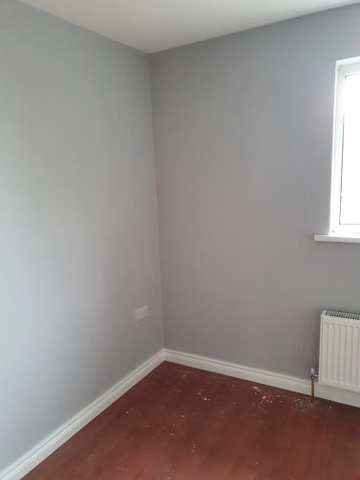 Showing wallpaper Anaglypta Highlights Storm 2 Light Grey Wallpaper - RD7171 on the wall