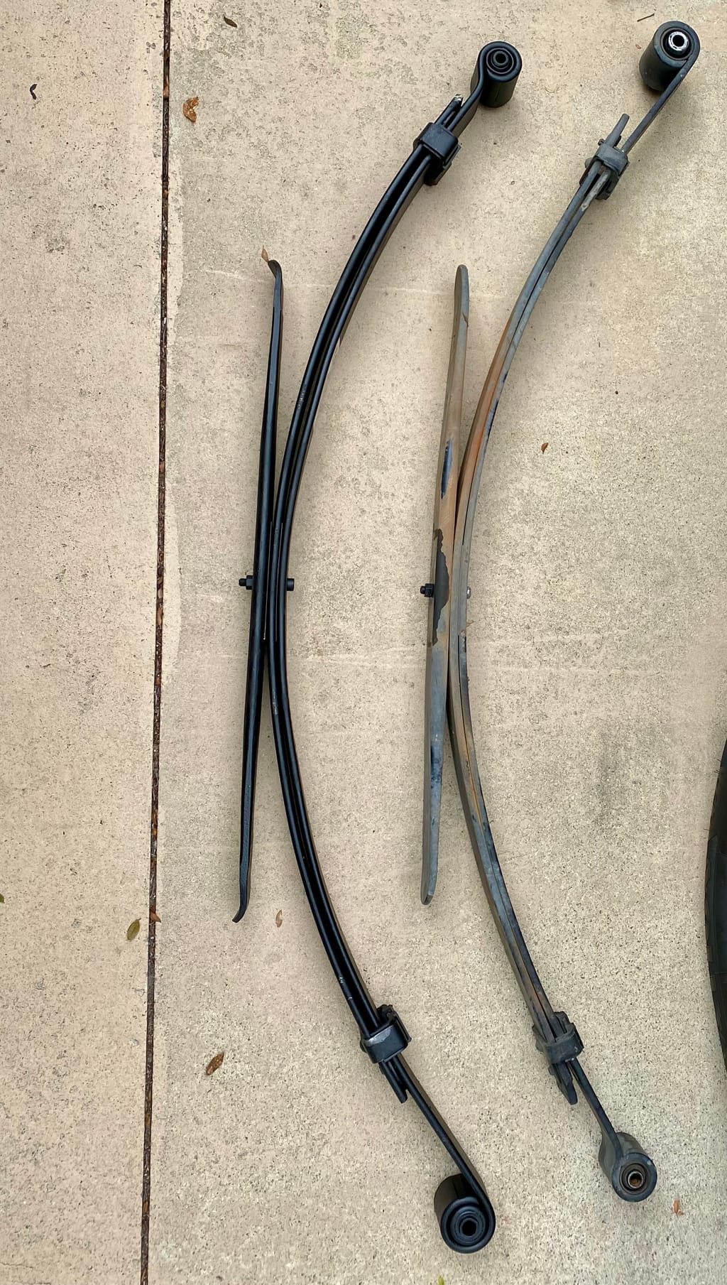 leafa 69-275 Nissan Xterra Rear Leaf Spring | 3 Leaves | 55020-8Z900