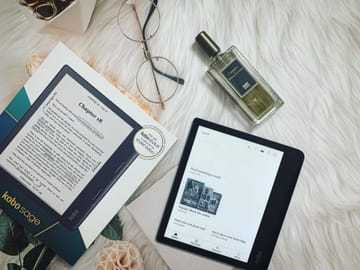 Kobo Sage | Rakuten Kobo eReader Store United States