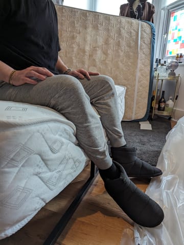 A customer photo for Spring King® Pocket Backcare 1500 Mattress - Not a medium / firm. Not a medium / firmi wish I had looked at the negative revi. Author: Craig. Dated: 2024-02-16