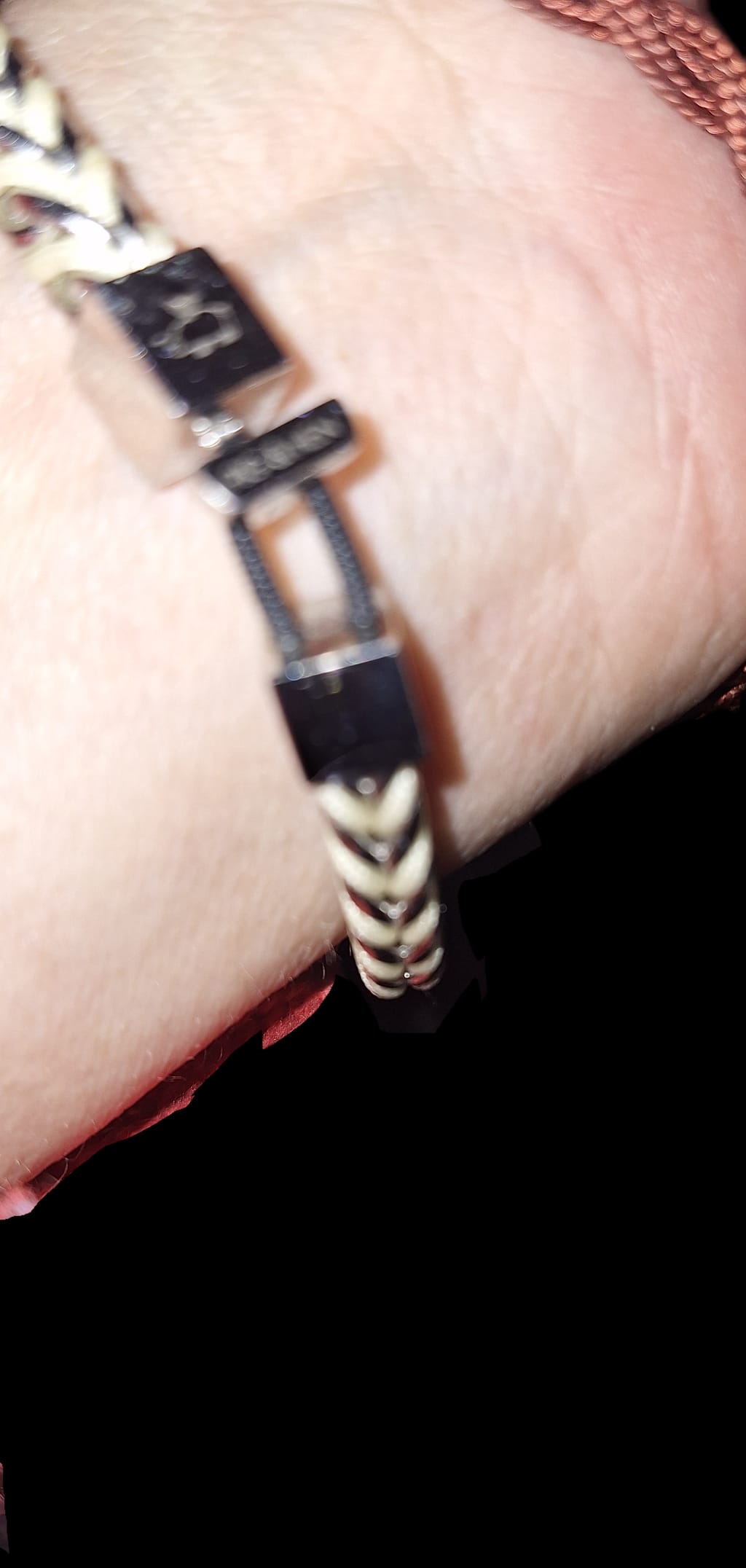 Catena Foxtail - Pig & Hen