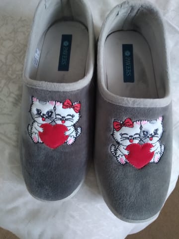 Novelty Cat Slippers KOY38001 324 257