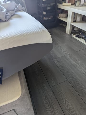 A customer photo for Emma® Premium Memory Hybrid Mattress - Faulty in all the corners. Author: Derek. Dated: 2024-07-30