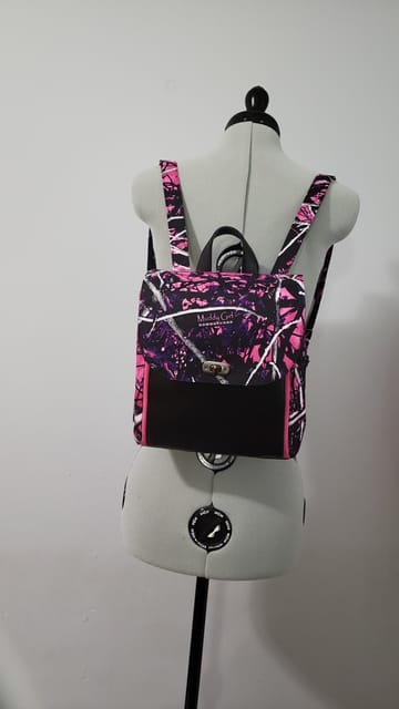 600D Poly - Moon Shine Camo® Muddy Girl® - 57/58