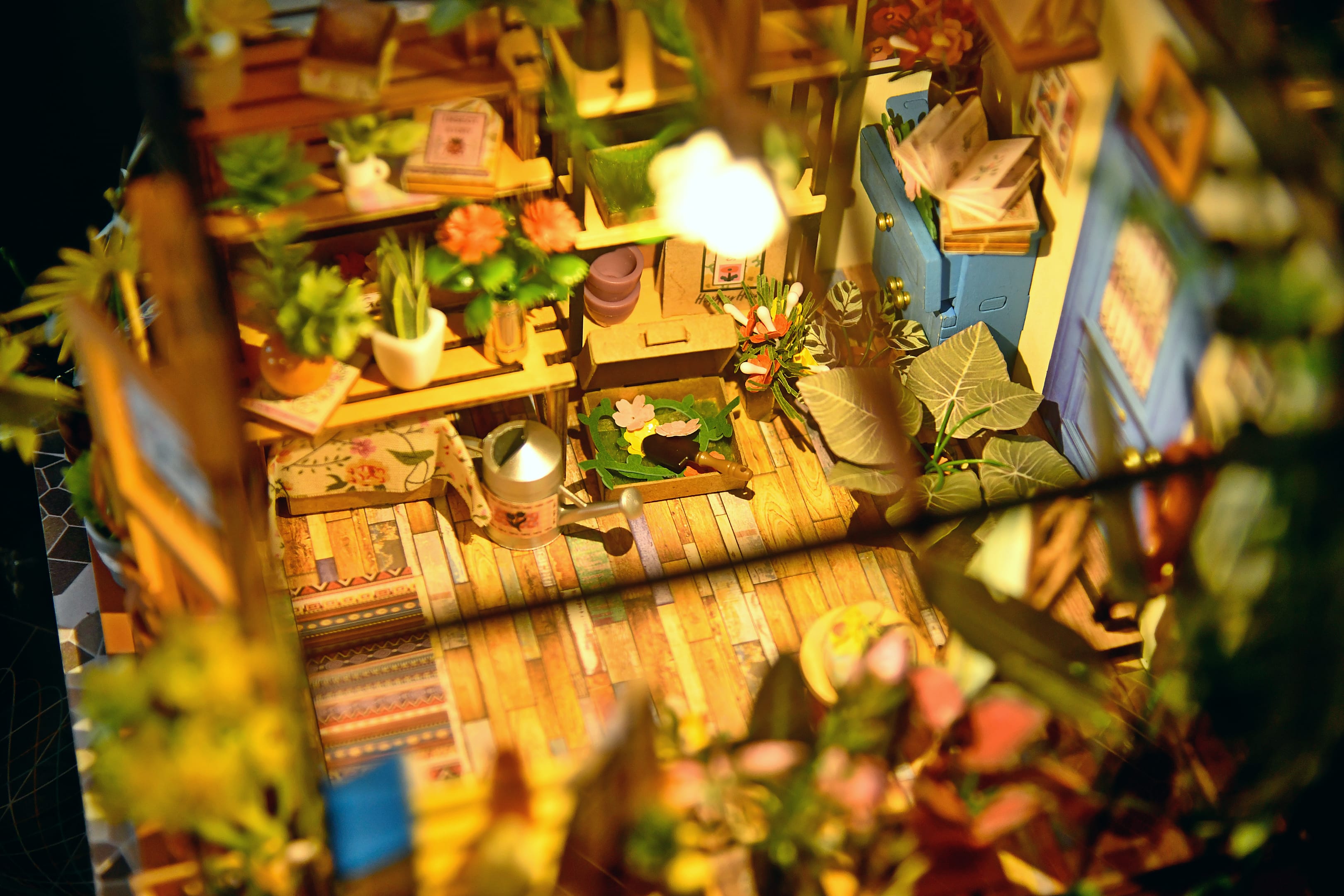 Rolife Cathy's Flower House DIY Miniature House | Robotime Online