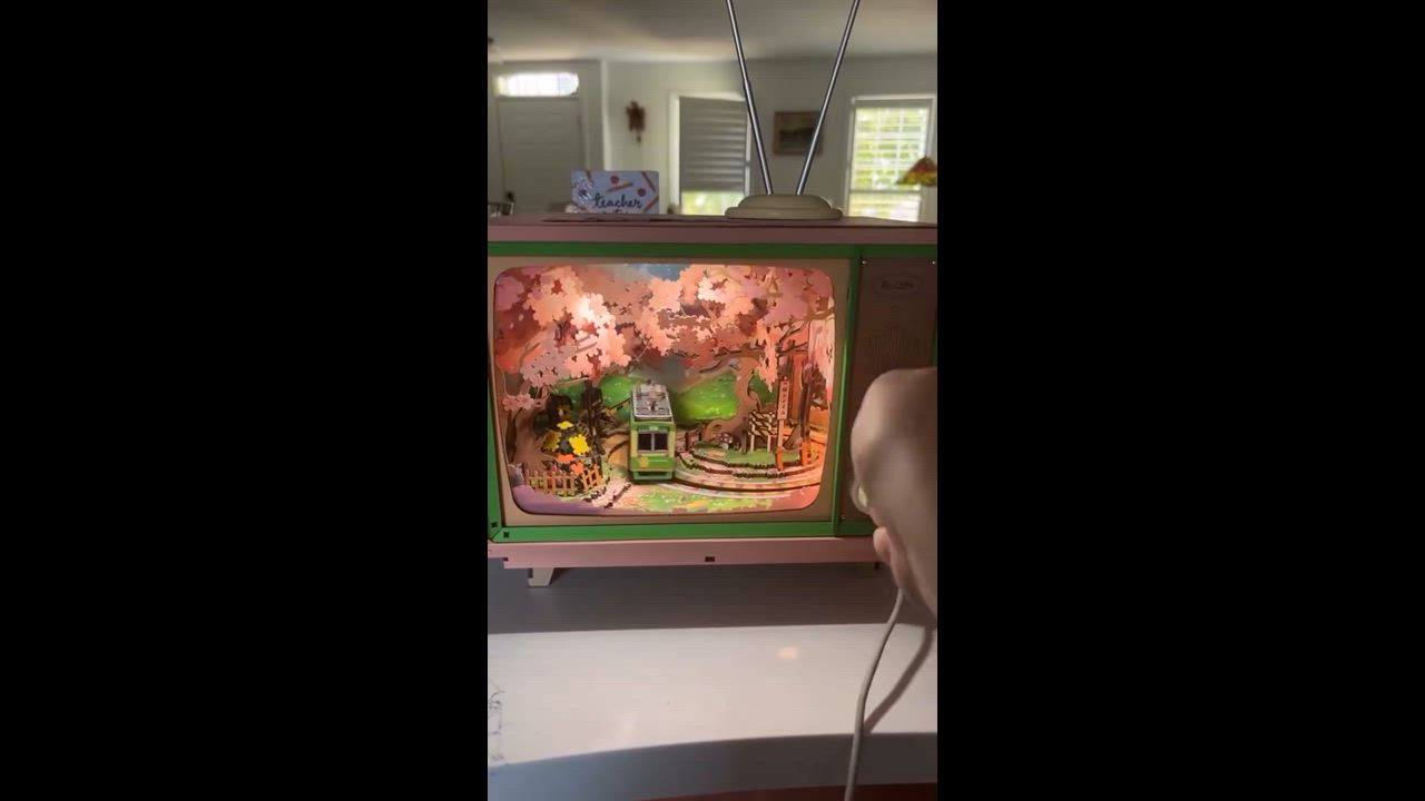 6894d309263f861e49b43354thumbn