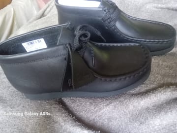 新品未使用 Clarks Wallabee Boot Maple UK8 1/2 Clarks - Wallabee Boot in Maple Suede – gravitypope