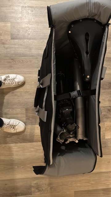 BROMPTON専用 ( パテッドトラベルバッグWITH 4ローラー) Brompton Padded Travel Bag with 4 rollers - J.C. Lind Bike Co.