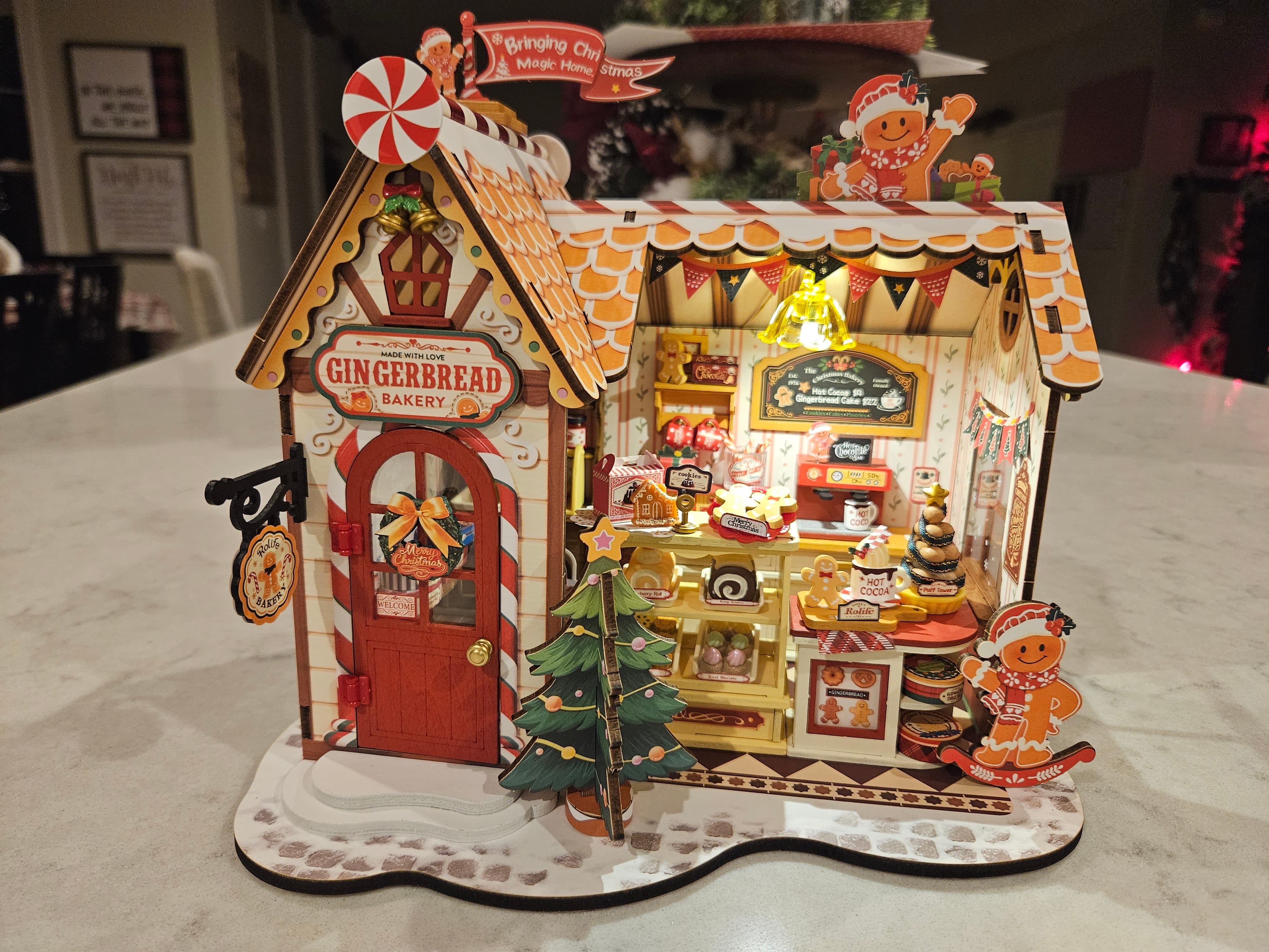 Rolife Gingerbread House DIY Miniature House DG176 | Robotime