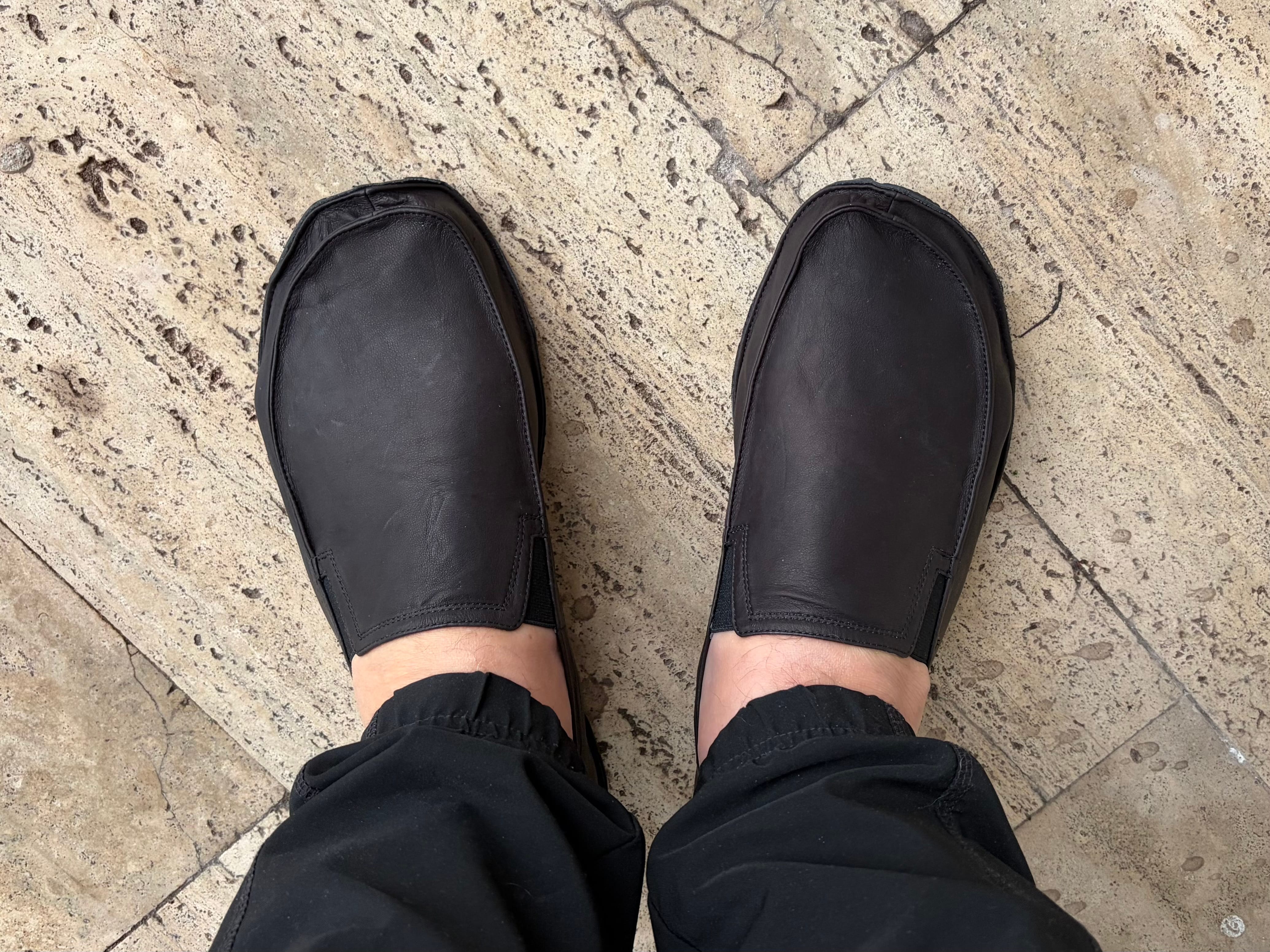NEW VIBRAM men\'s one quarter leather loafer in black One Quarter Leather Men Black | | Vibram main image 3