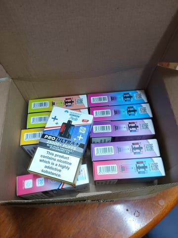 Strawberry Raspberry Ice Pro Ultra Plus 25k Prefilled Pod + Refill by Hayati - review image uploaded by customer