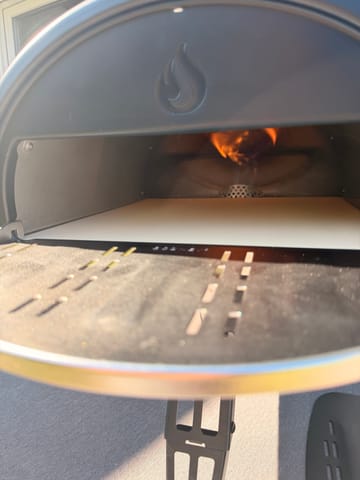 Gozney Roccbox Mantel | Pizza Oven Accessories | Gozney US