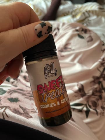 Cookies & Cream 80ml (50/50) Shortfill by No Frills Sweet Treats - review image uploaded by customer