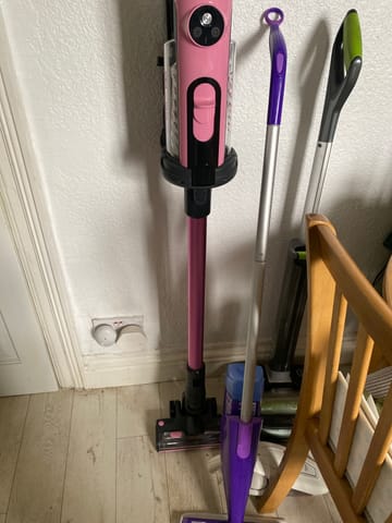 Hetty Quick Dust Free Easy Empty Cordless Stick Vacuum Cleaner
